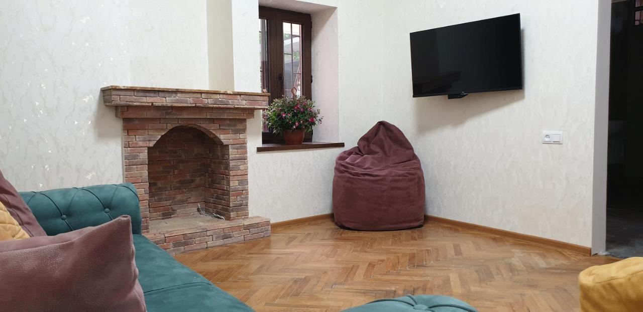 Lalis Apartment Tbiliszi Kültér fotó